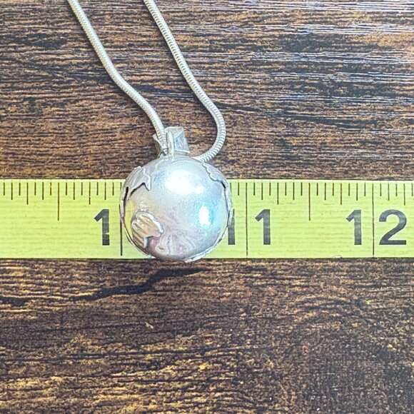 VTG Solid Sterling Silver 925 Globe Earth Pendant Necklace Size 18" Length - Picture 12 of 13